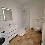 Chic Calme Rdc-jardin-terrasse-centre * 마옌