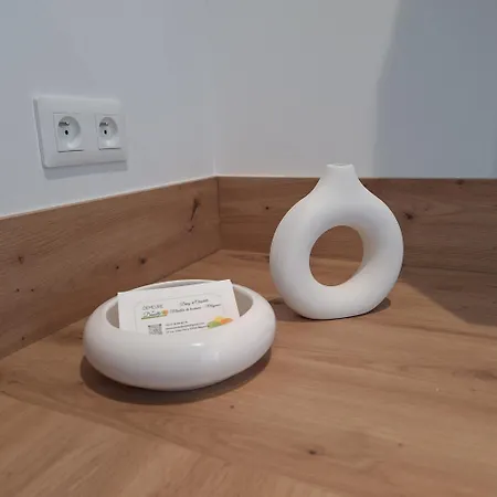 Daire Chic-calme Rdc Avec Jardin *