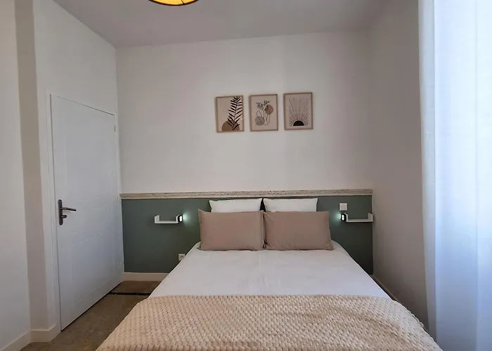 Chic-calme Rdc Avec Jardin Mayenne