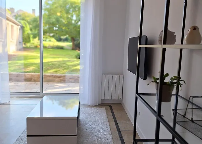 Chic-calme Rdc Avec Jardin