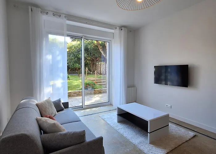 Διαμέρισμα Chic-calme Rdc Avec Jardin Mayenne